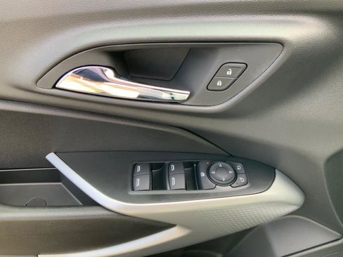 New 2026 Chevrolet Trax LS image 26