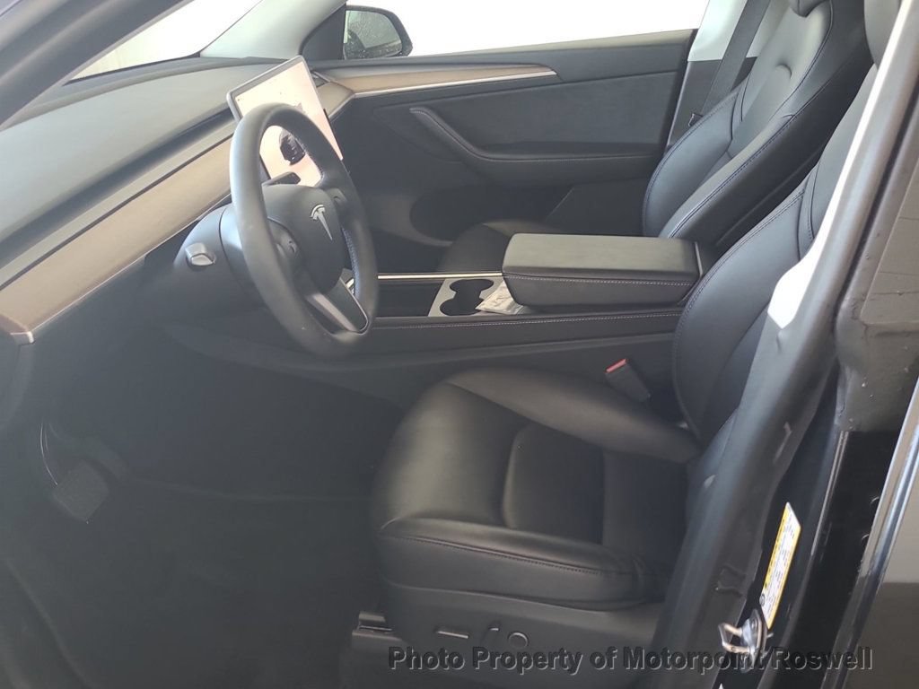 Used 2024 Tesla Model Y 2WD image 2