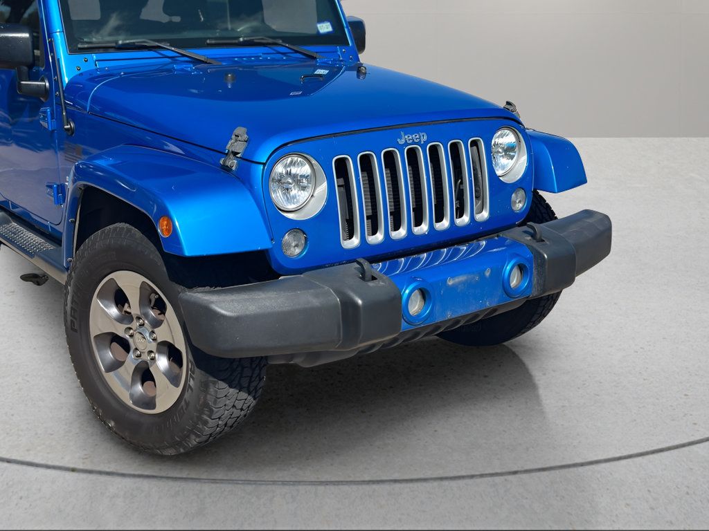 Used 2016 Jeep Wrangler Unlimited Sahara AWD/4WD image 2
