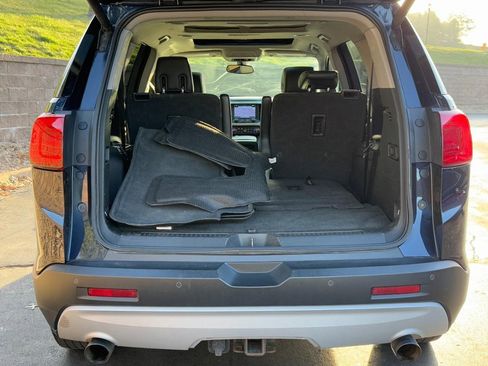 Used 2017 GMC Acadia SLT image 9