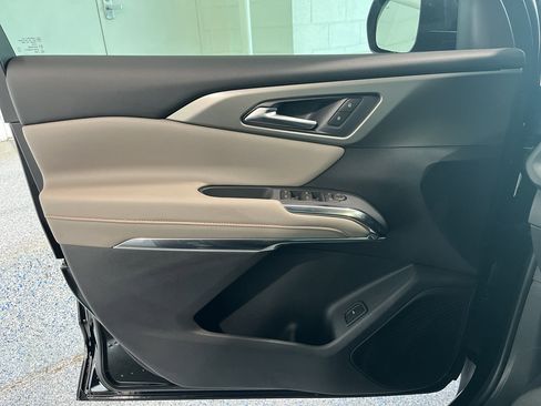 New 2026 Chevrolet Traverse LT w/ Driver Confidence Package FWD image 27