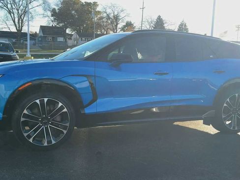 Certified 2025 Chevrolet Blazer EV SS image 6