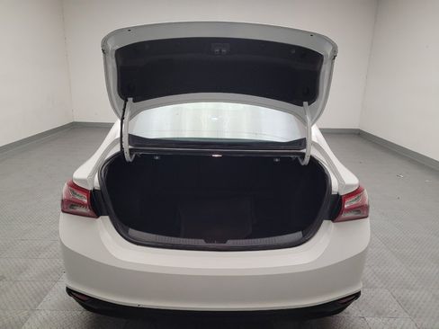 Used 2022 Chevrolet Malibu LT FWD image 29