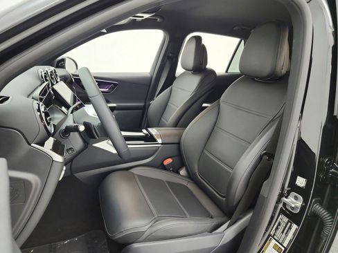 Used 2026 Mercedes-Benz GLC 300 image 10