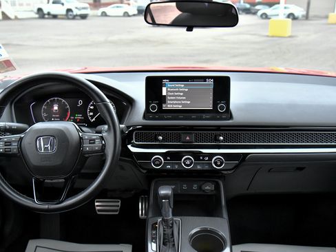 Used 2025 Honda Civic Sport image 35