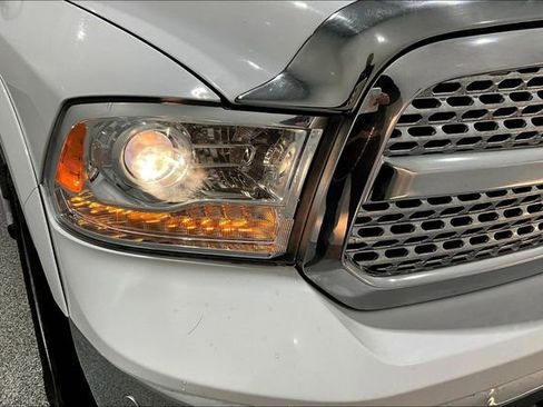 Used 2017 RAM 1500 Laramie w/ Convenience Group AWD/4WD image 33