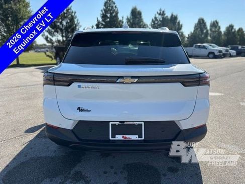New 2026 Chevrolet Equinox EV LT image 5