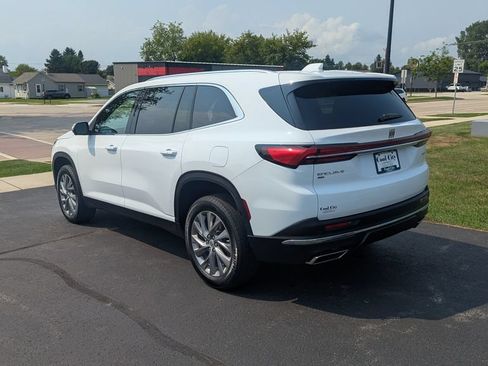 Used 2026 Buick Enclave Preferred AWD/4WD image 5