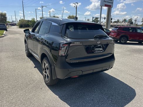 New 2026 Nissan Kicks SV FWD image 8