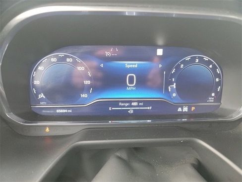 Used 2022 Chevrolet Suburban LT image 13