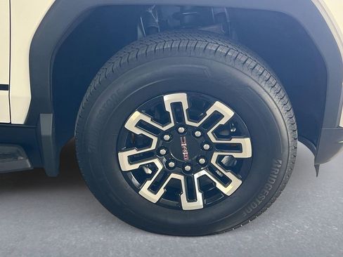 New 2026 GMC Sierra EV Elevation AWD/4WD image 33
