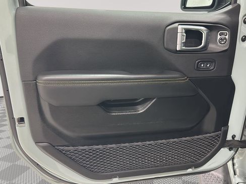 Used 2024 Jeep Wrangler Sahara w/ Technology Group image 21