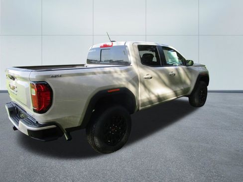 New 2026 GMC Canyon Elevation AWD/4WD image 8