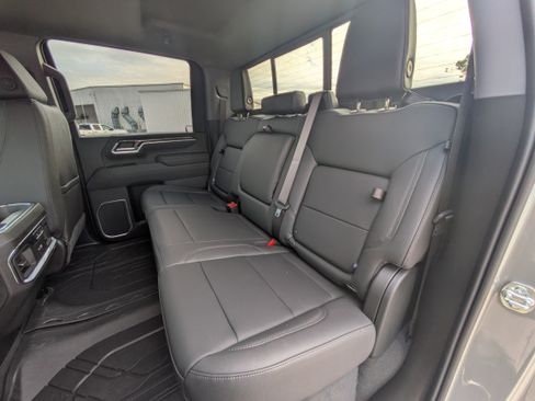 New 2026 Chevrolet Silverado 3500 LTZ w/ LTZ Convenience Package image 7