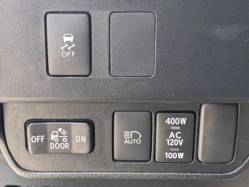 Used 2021 Toyota Tacoma SR5 w/ Trail Edition AWD/4WD image 10
