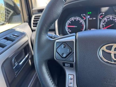 Used 2023 Toyota 4Runner TRD Sport image 11