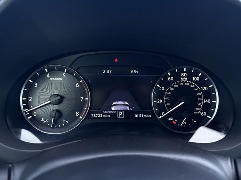 Used 2023 INFINITI QX55 Essential w/ Accent Package image 15