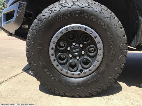 Used 2020 Ford F150 Raptor w/ Equipment Group 802A Luxury image 16