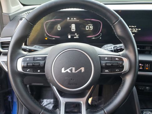 Certified 2023 Kia Sportage EX FWD image 18