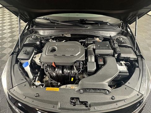 Used 2018 Kia Optima S w/ Panoramic Sunroof Package image 13