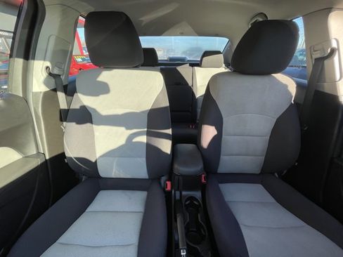 Used 2014 Chevrolet Cruze LS image 20