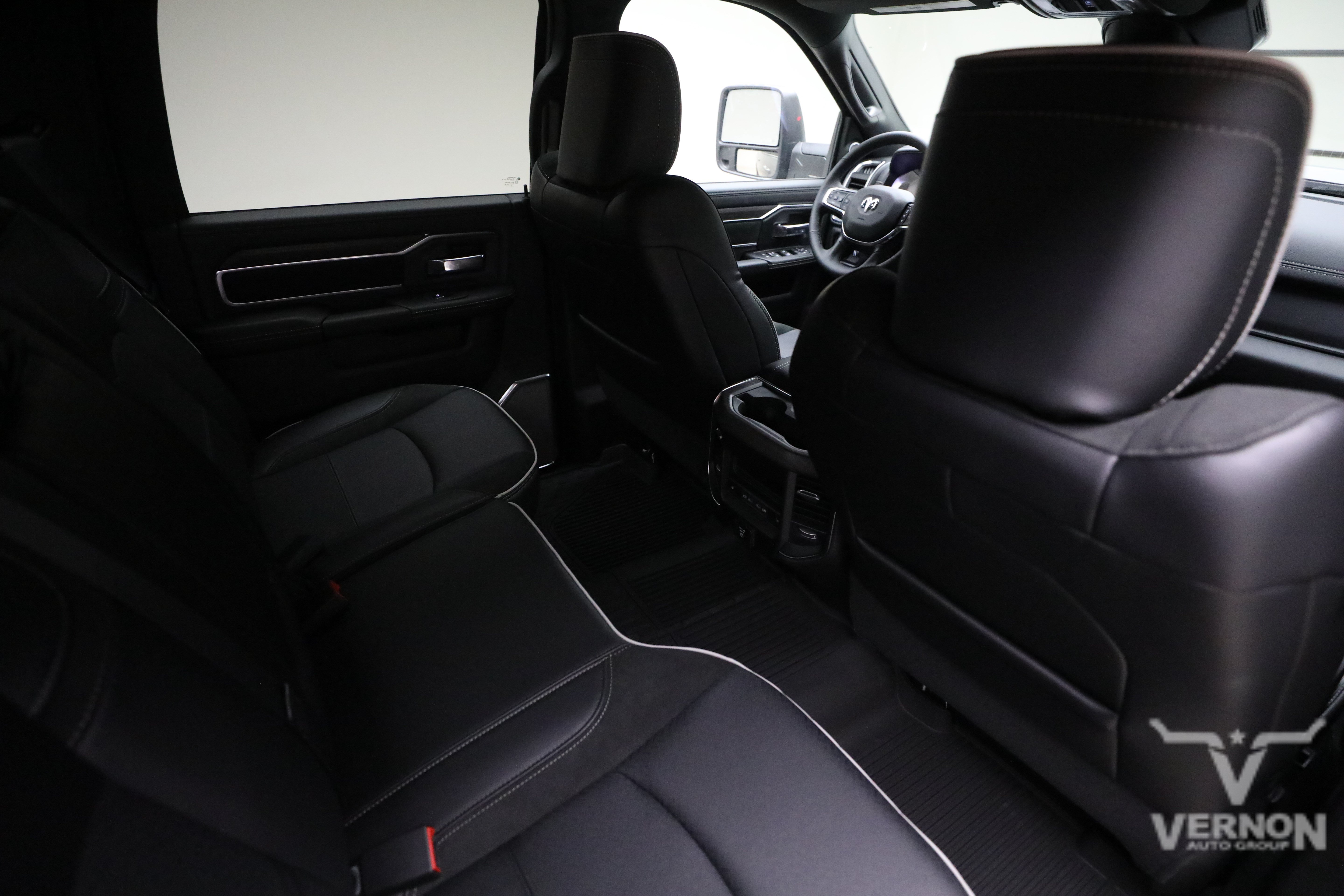 New 2027 RAM 3500 Laramie AWD/4WD image 12