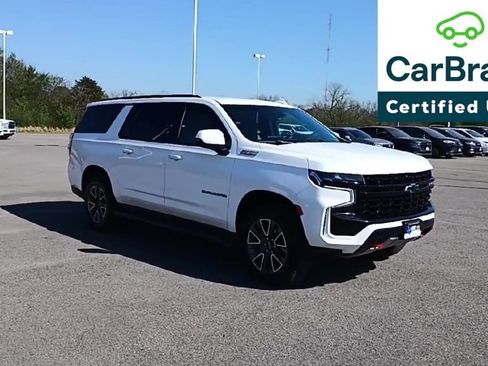 Certified 2024 Chevrolet Suburban Z71 w/ Luxury Package AWD/4WD image 2