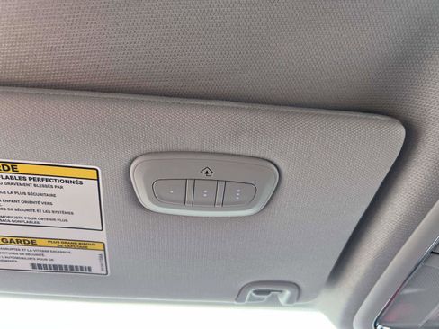 Used 2019 Jeep Cherokee Limited image 33