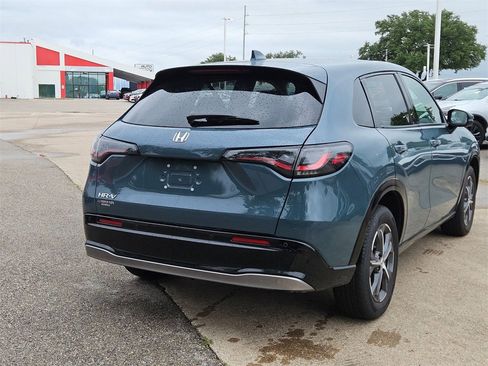 Used 2025 Honda HR-V EX-L image 8