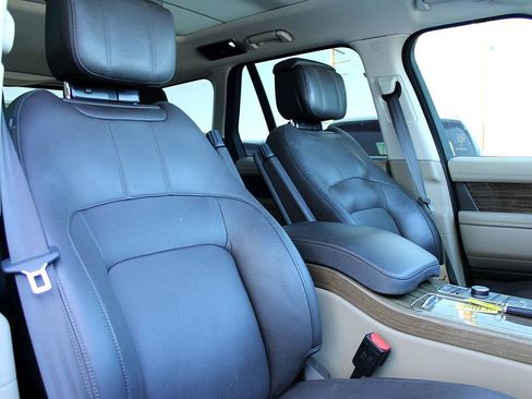 Used 2018 Land Rover Range Rover Supercharged image 27