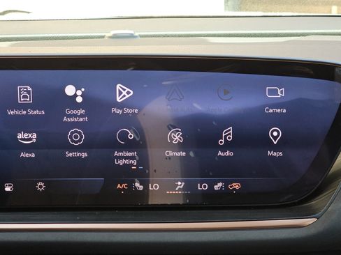 Used 2025 Buick Envision Sport Touring AWD/4WD image 19