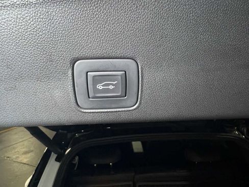 Used 2024 Chevrolet TrailBlazer RS w/ Convenience Package image 18