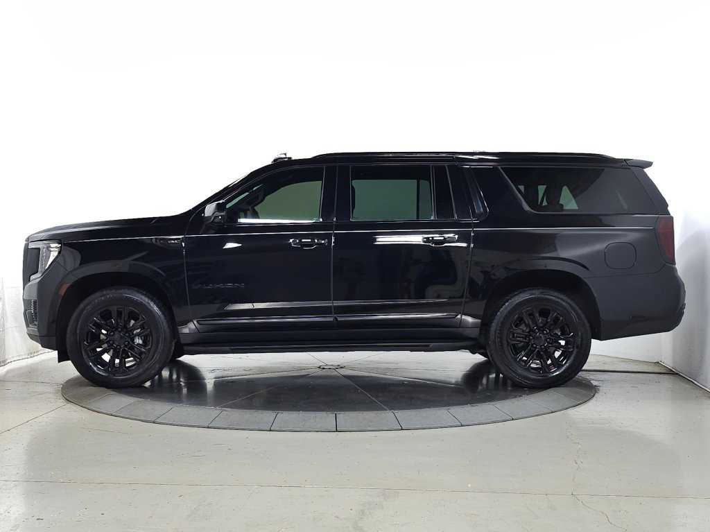 Used 2023 GMC Yukon XL SLT w/ SLT Luxury Package AWD/4WD image 5