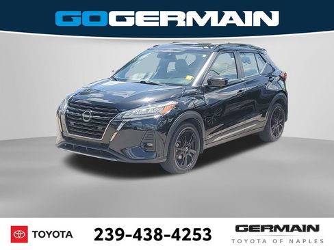 Used 2024 Nissan Kicks SR w/ SR Premium Package FWD image 1