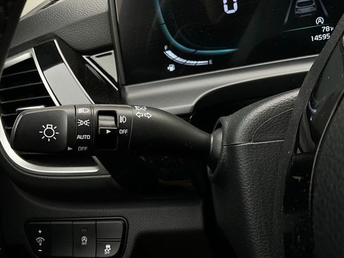 Used 2025 Kia Seltos S image 37