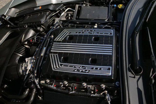 Used 2018 Chevrolet Corvette Z06 RWD image 12