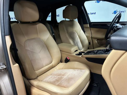 Used 2017 Porsche Macan image 27