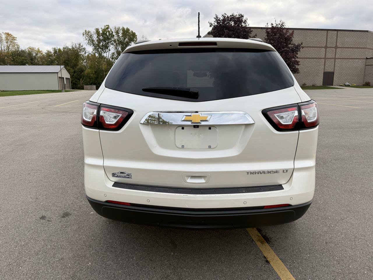 Used 2015 Chevrolet Traverse LT FWD image 6