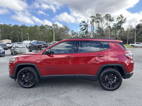 New 2026 Jeep Compass Latitude image 6