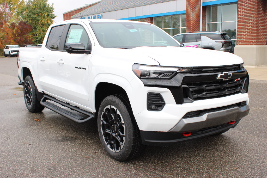 New 2026 Chevrolet Colorado Z71 w/ Technology Package AWD/4WD image 4