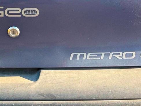 Used 1995 Geo Metro LSi image 19