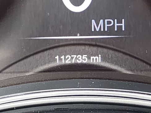 Used 2019 Jeep Grand Cherokee Laredo w/ Laredo X Package RWD image 32