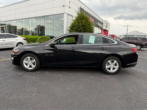 Used 2022 Chevrolet Malibu LS FWD image 4
