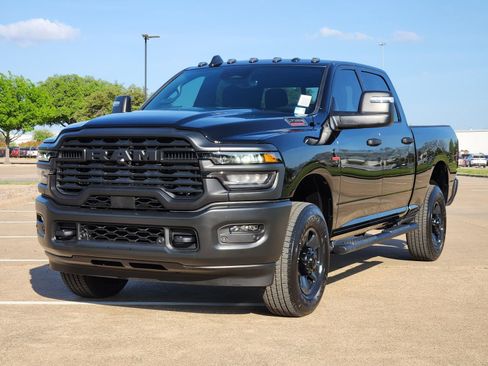 New 2026 RAM 2500 Tradesman AWD/4WD image 2