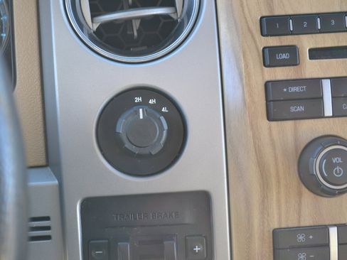 Used 2011 Ford F150 Lariat w/ Lariat Chrome Pkg image 15