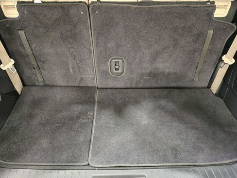 Used 2021 Toyota Highlander XLE FWD image 54