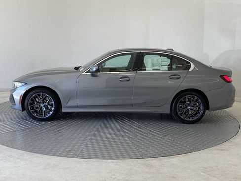 Used 2025 BMW 330i xDrive Sedan w/ Convenience Package image 2