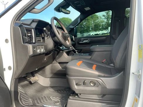 Used 2026 GMC Sierra 2500 AT4 w/ AT4 Premium Plus Package AWD/4WD image 24