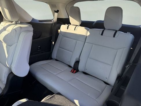 New 2026 Ford Explorer Active w/ Active Comfort Package AWD/4WD image 11