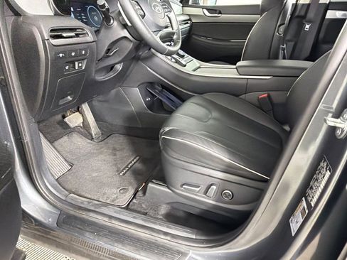 Used 2023 Hyundai Palisade SEL w/ Cargo Package AWD/4WD image 11